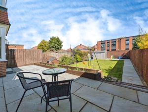 Photo 9- click for photo gallery